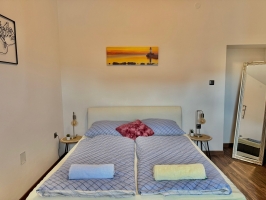 01A5 - Apartment Zana: