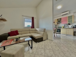 01A5 - Apartment Zana: