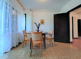 54A4 - Apartment Cherry: