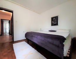 54A4 - Apartment Cherry: