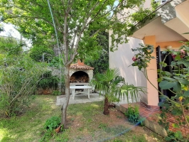 54A4 - Apartment Cherry: