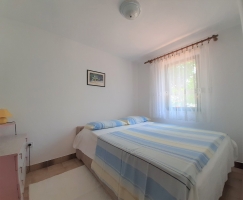 54B4 - Bungalow Cherry: