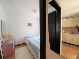 54B4 - Bungalow Cherry: