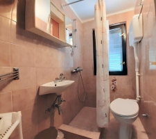 54B4 - Bungalow Cherry: