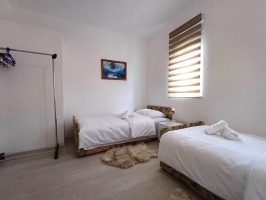 25A4 - Apartment Kika: