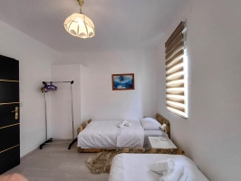 25A4 - Apartment Kika: