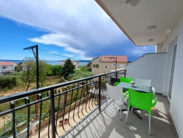 25A4 - Apartment Kika: