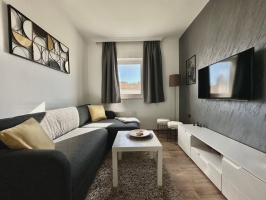 01A3 - Apartment Suzy: