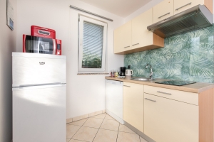 63S2 - Studio Nadan: