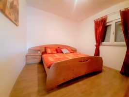 04A2 - Apartment Angela: