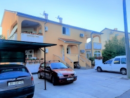 04A2 - Apartment Angela: