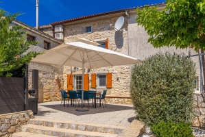 56H4 - Holiday Home Mare: