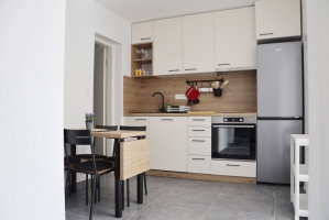 64A4 - Apartment Iva: