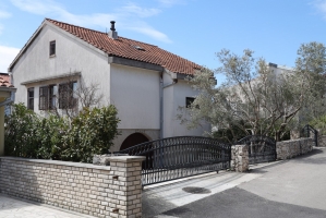 64A4 - Apartment Iva: