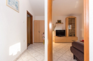 01A5 - Apartment Zana: