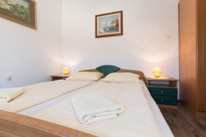 01A5 - Apartment Zana: