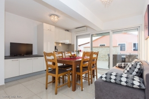 59A2 - Apartment Koralj nr. 2: