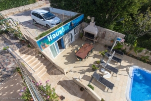 59A1 - Apartment Koralj nr. 1: