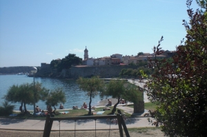 60A4 - Apartment Paradiso: