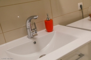 60A4 - Apartment Paradiso: