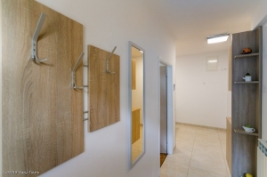 60A4 - Apartment Paradiso: