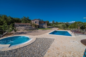 72H6 - Holiday home Jelena: