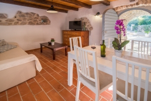 72H6 - Holiday home Jelena: