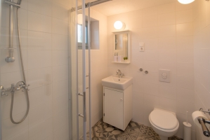 72H6 - Holiday home Jelena: