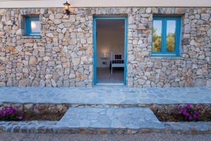 72H6 - Holiday home Jelena: