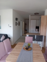 99A4 - Apartment Amia:
