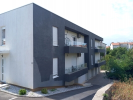 99A4 - Apartment Amia: