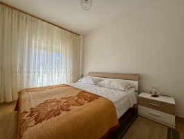 27A4 - Apartment Ella: