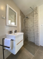 24H8 - Holiday Home Ira: