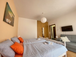 52S3 - Studio Xenia: