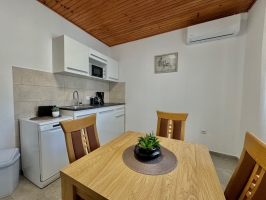 96A3 - Apartment Almira nr. 3: