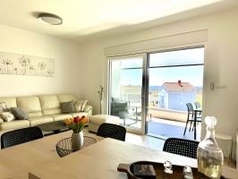 03A4 - Apartment Panoramico: