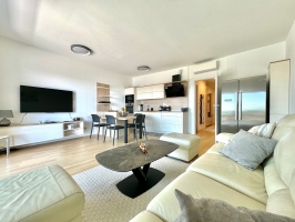 03A4 - Apartment Panoramico: