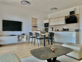 03A4 - Apartment Panoramico: