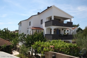 01A3 - Apartment Suzy: