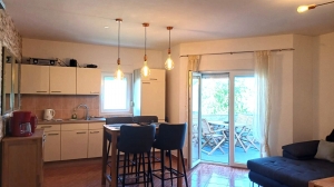 04A2 - Apartment Angela: