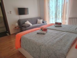 52S3 - Studio Xenia: